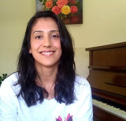 Aline Ragusa Elias - Professora e criadora do Método Eu Amo Piano