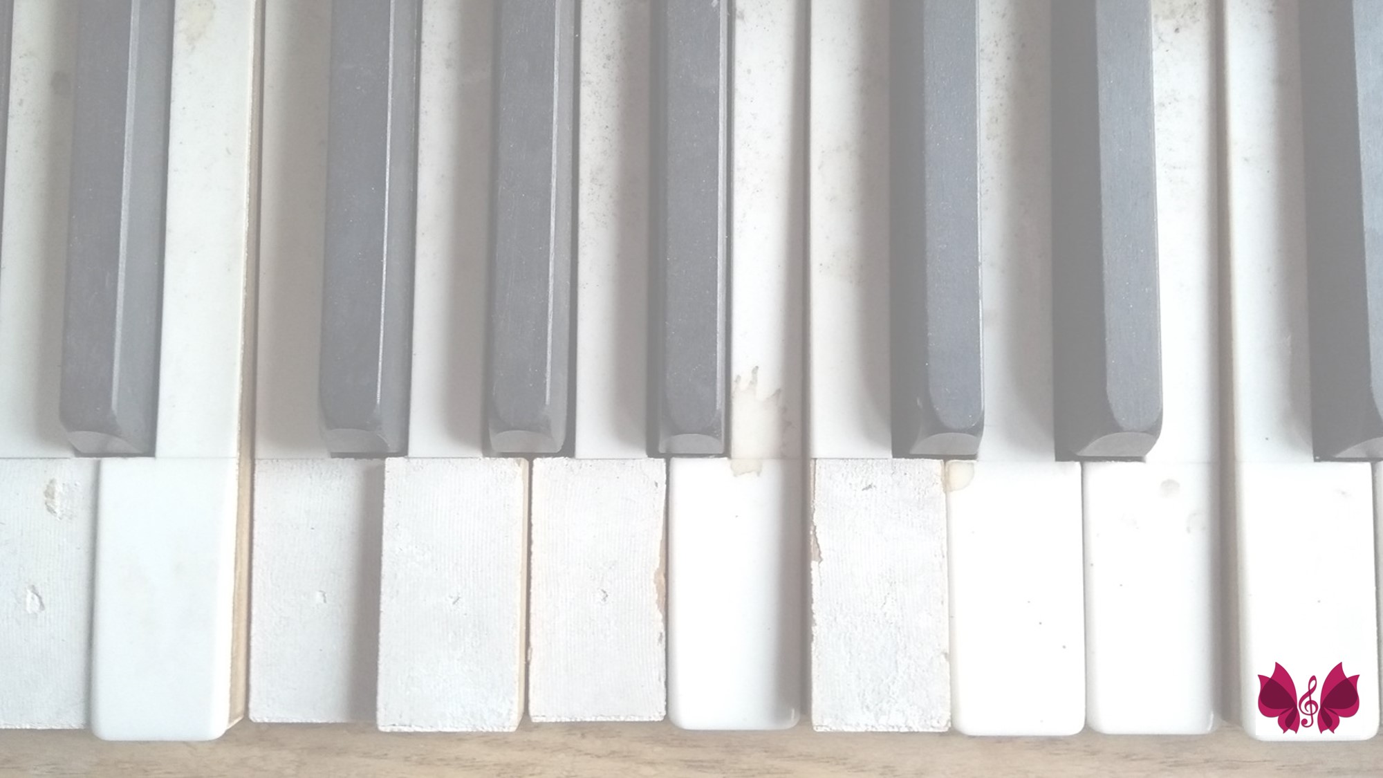 Background Piano